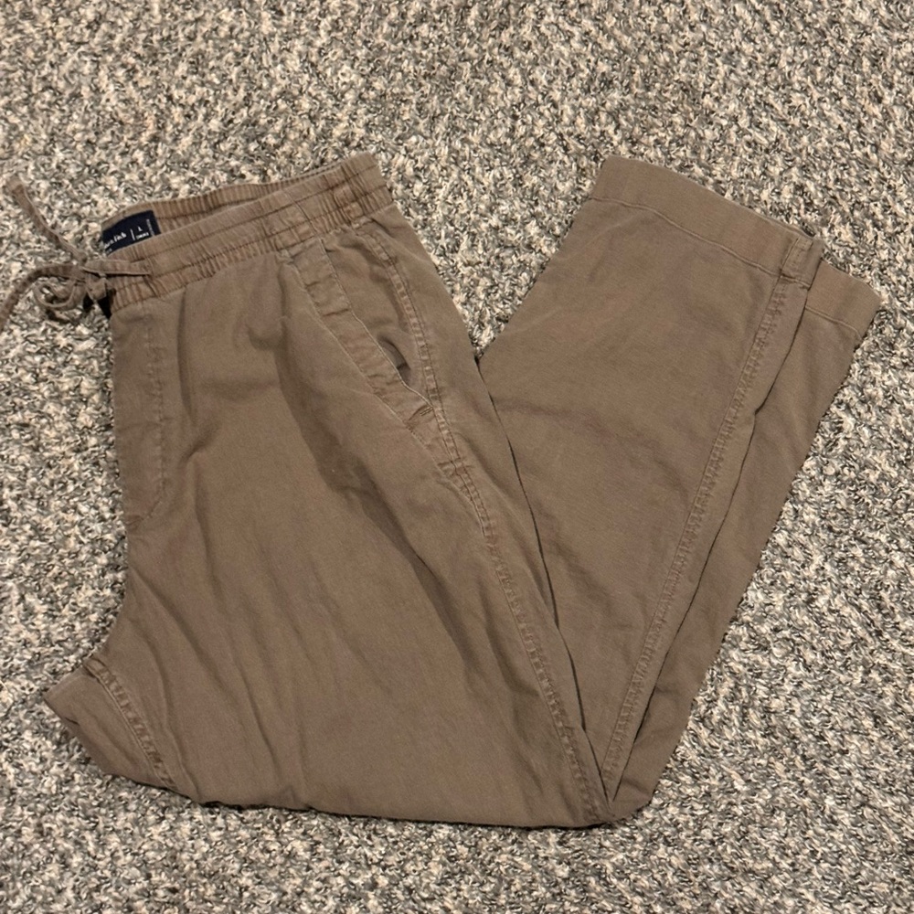 Abercrombie & Fitch women’s Drawstring Chinos - Brown